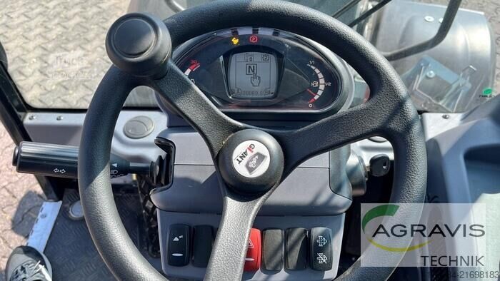 Caricatore da piazzale Giant G5000