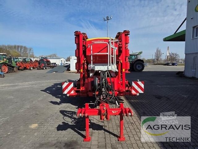 Combination harrow Pöttinger TERRASEM C6