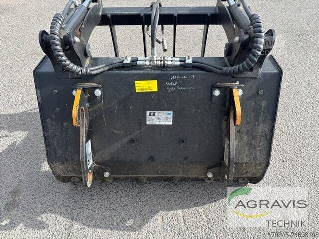 Трактор Quicke SILOGRAB S+ 110