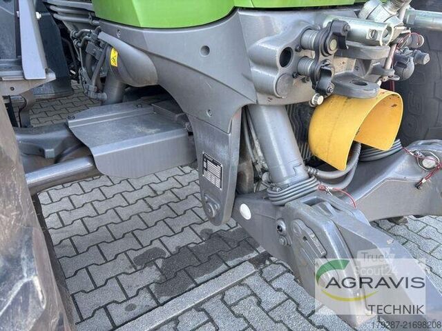 Tractor Fendt 828 VARIO S4