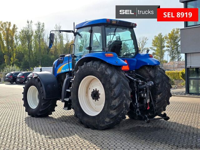 Tractor NEW HOLLAND TG 230