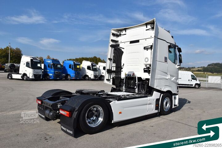 Tractora standard RENAULT T520 Vollluftfederung Retader Standklima ACC ALU