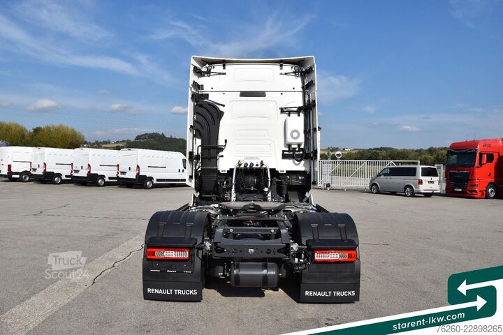 Tractora standard RENAULT T520 Vollluftfederung Retader Standklima ACC ALU