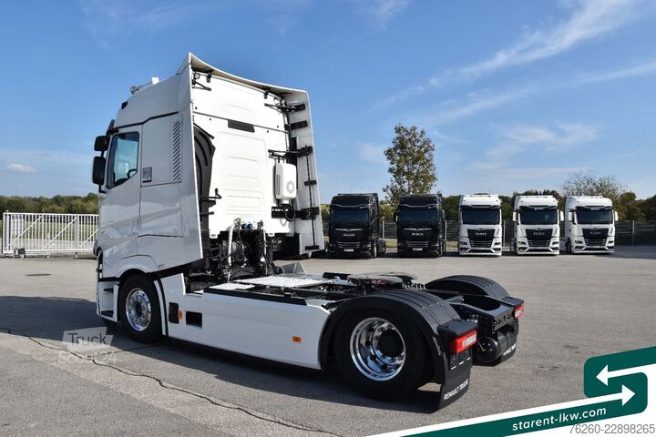 Tractora standard RENAULT T520 Vollluftfederung Retader Standklima ACC ALU