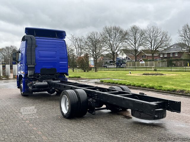 Fahrgestell mit Fahrerhaus Volvo FM9 4X2R FAL7.1 RAS-A4/L90 600cm wielbasis Chas...