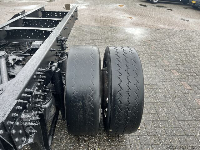 Chassi med hytt Volvo FM9 4X2R FAL7.1 RAS-A4/L90 600cm wielbasis Chas...