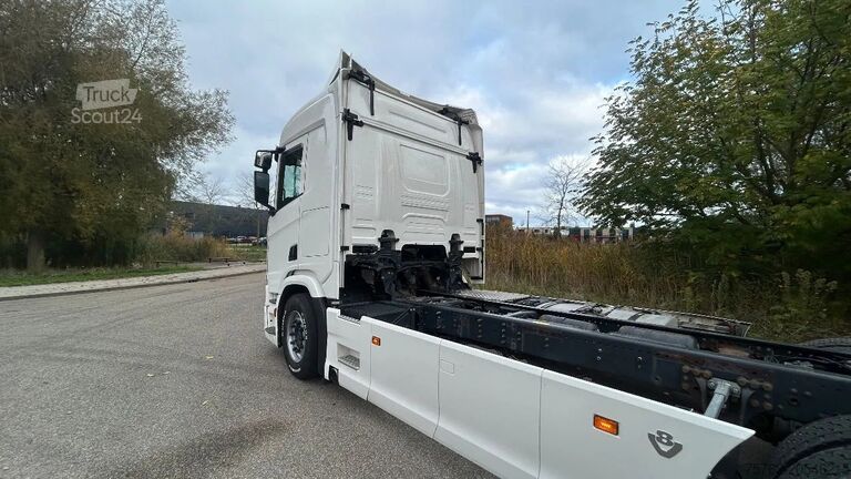 Шасі з кабіною Scania R530 V8 NGS Full air | Retarder | 4.35 | full s...
