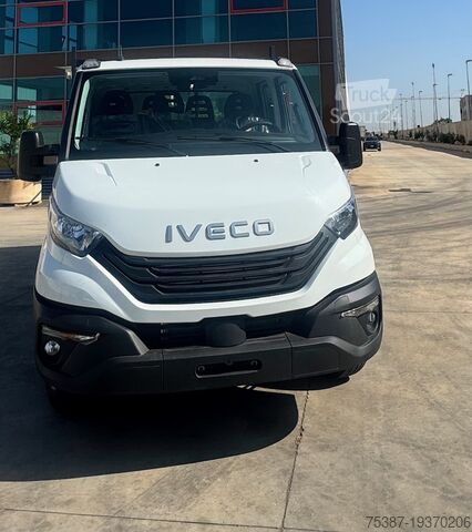 Kutu minibüs IVECO Daily 35