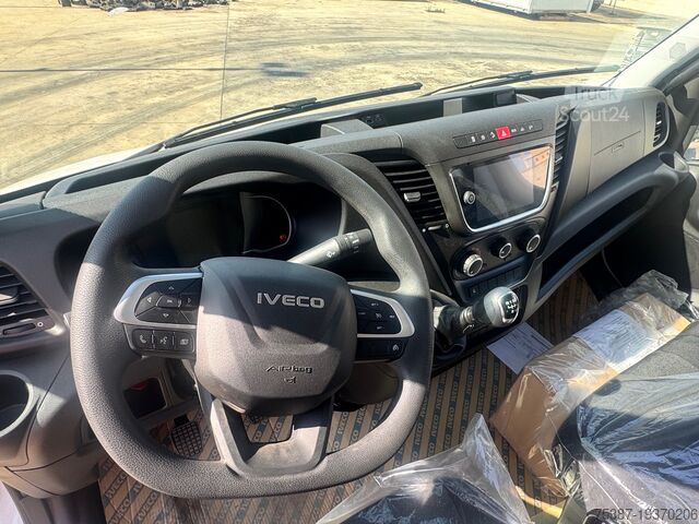 Kutu minibüs IVECO Daily 35