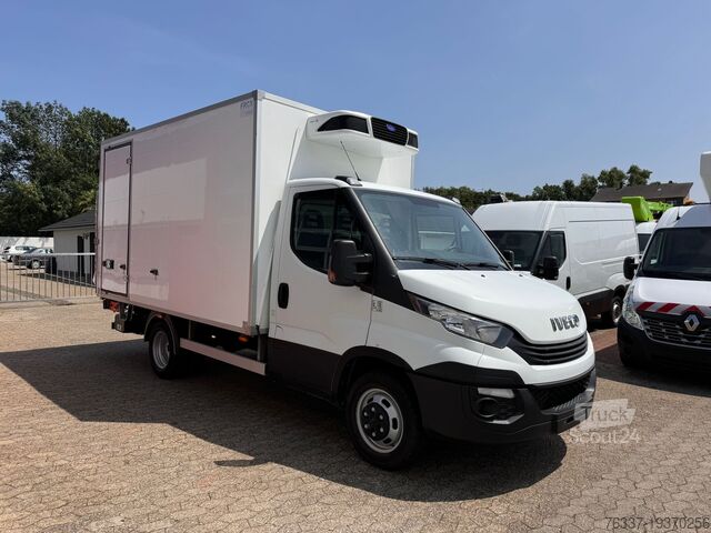 Вантажівка-рефрижератор Iveco Daily Tiefkühlkoffer Carrier Pulsor 350