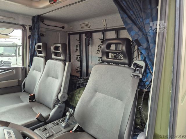 Flatbed truck IVECO Eurocargo ML100E22WM-BW 4x4 Pritsche L-Haus Bett