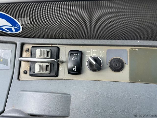 Φορτωτής με ελαστικά Merlo P35.11 / nur 148h! / Pratzenabstützung