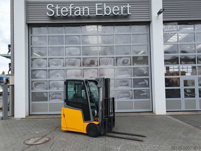 Első homlokrakodó targonca JUNGHEINRICH EFG 215 / Triplex: 4.25m! / SS /  4.297h!