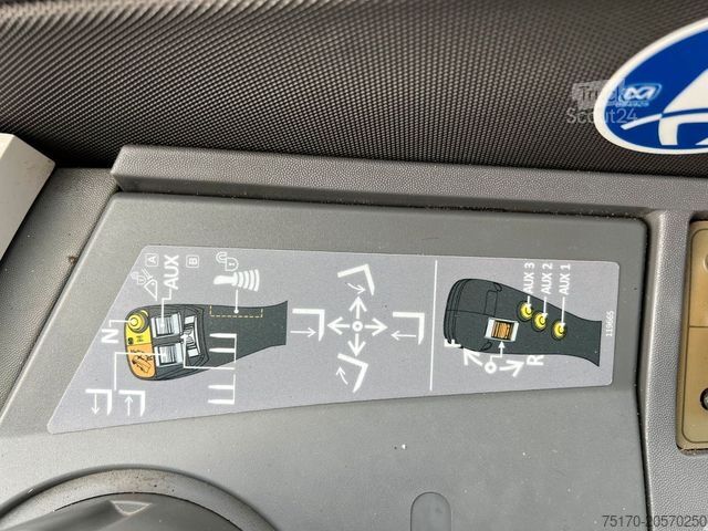 Τηλεσκοπικός φορτοεκφορτωτής MERLO P35.11 / nur 148h! / Pratzenabstützung