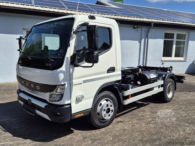 Telehoist krokløftbil Fuso Fuso Canter 7C18 City Abrollkipper AHK Kurz