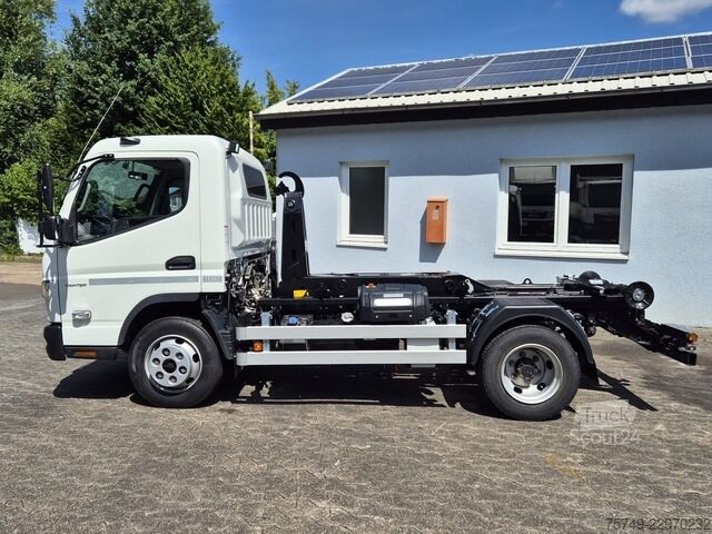 Telehoist krokløftbil Fuso Fuso Canter 7C18 City Abrollkipper AHK Kurz