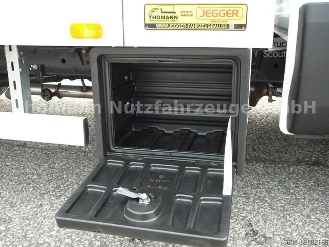 Abschleppwagen IVECO Daily 35S18 Autotransporter Klimaaut. Premium