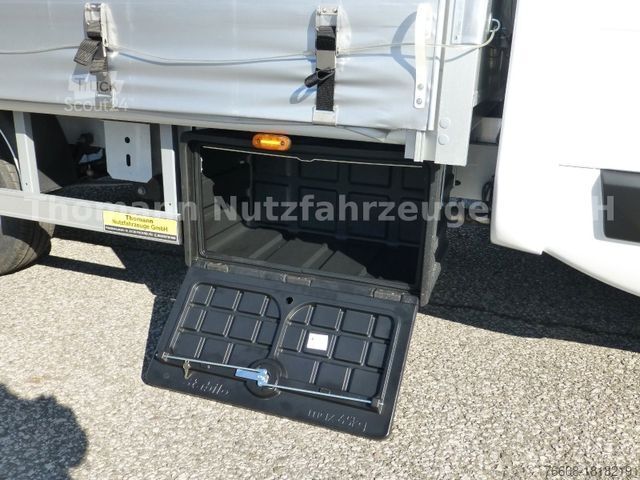 Transporter mit Pritsche & Plane RENAULT Pritsche Plane mit Schlafkabine hinten