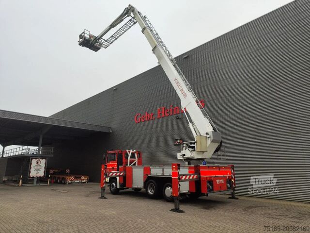 Wóz strażacki MAN TGA 26.320 6x2 Vema 323 TFL-E