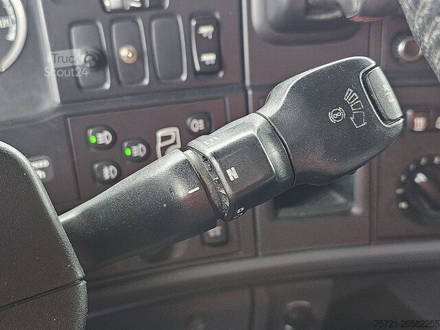 Estándar-SZM SCANIA R730