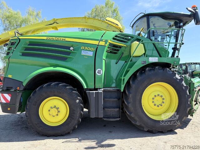 Сельскохозяйственная машина  8300