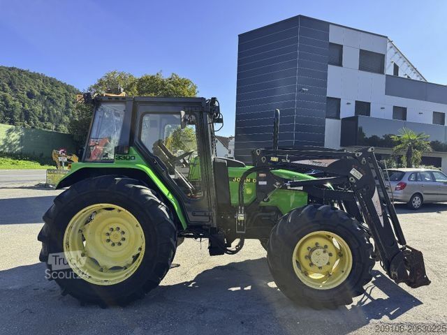 Tractor John Deere 3300 HYDRAC EK 120 P Lader