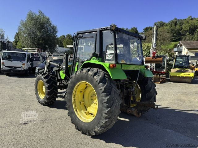 Tractor John Deere 3300 HYDRAC EK 120 P Lader