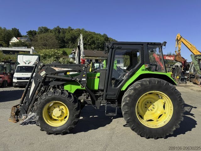 Tractor John Deere 3300 HYDRAC EK 120 P Lader