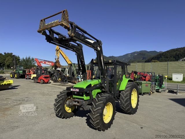 Tractor John Deere 3300 HYDRAC EK 120 P Lader
