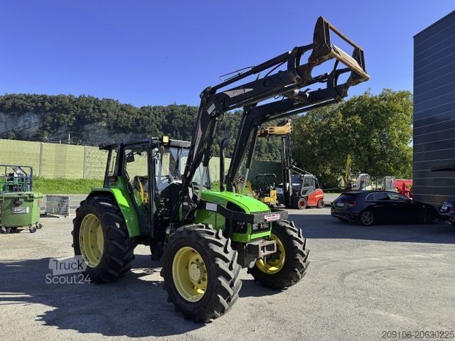 Tractor John Deere 3300 HYDRAC EK 120 P Lader