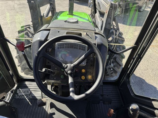 Tracteur John Deere 3300 HYDRAC EK 120 P  Lader