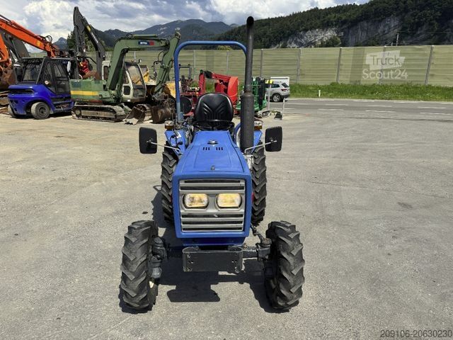 Traktor ISEKI TE 3210 F Allrad Hydraulik