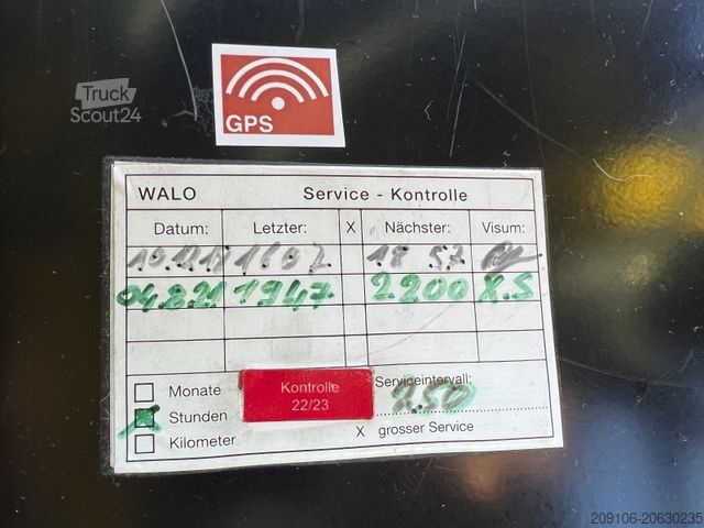 Rouleau monocylindre DYNAPAC CS 142 *Walze 10800kg*1952 h