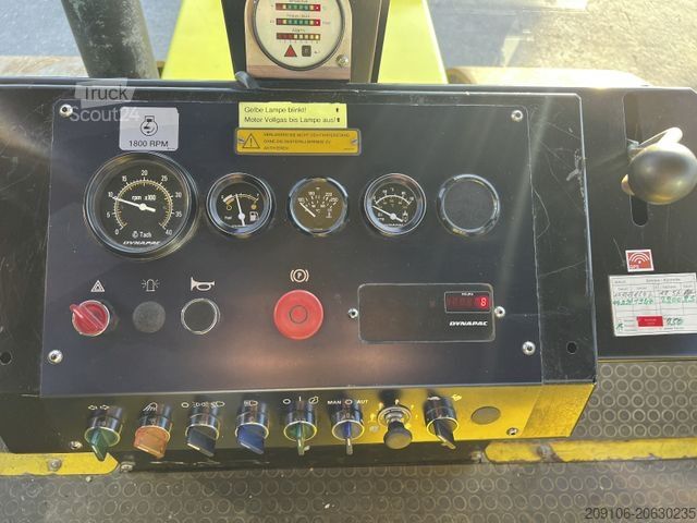 Enkeltromle-valse DYNAPAC CS 142 *Walze 10800kg*1952 h