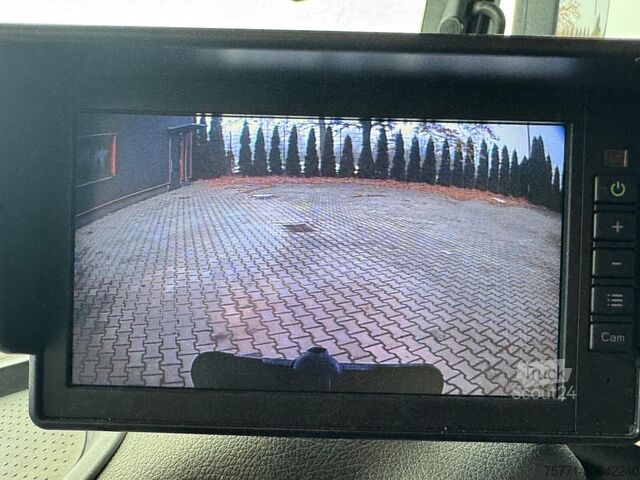 Pašizgāzējs Mercedes-Benz AROCS 3351