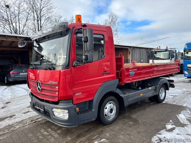 Třístranná sklápěcí dodávka MERCEDES-BENZ Atego 821 Meiller*3 Sitze*2xAHK*nur 56t km*Klima