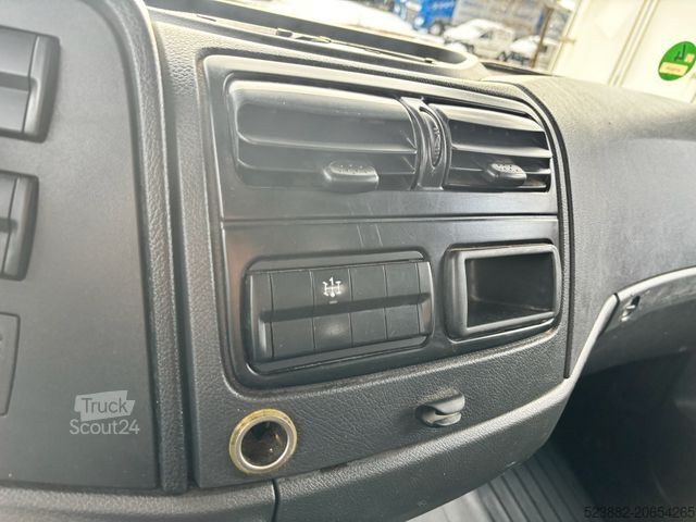 Třístranná sklápěcí dodávka MERCEDES-BENZ Atego 821 Meiller*3 Sitze*2xAHK*nur 56t km*Klima