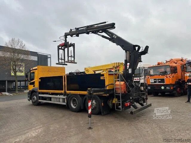 Tovornjak z žerjavom Mercedes-Benz Antos 2540 + Hiab 133 K Pro Hipro