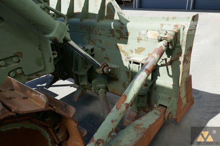 Planierraupe Caterpillar D7F Ex-army