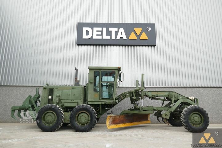 Grader Caterpillar 130G Ex-army