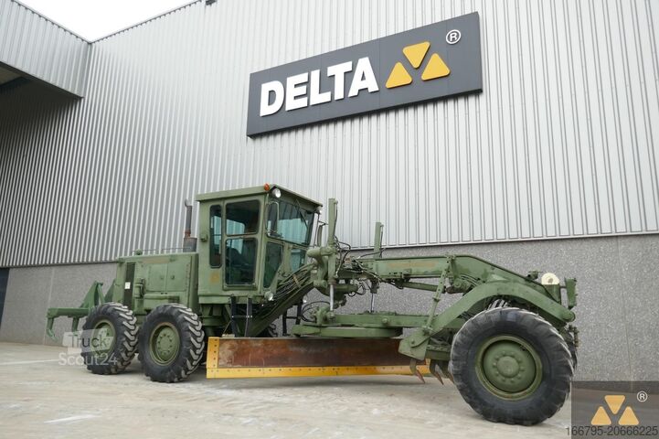 Grader Caterpillar 130G Ex-army