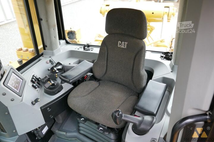 Planierraupe Caterpillar D8T