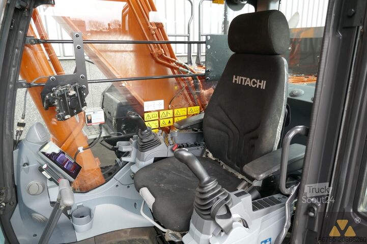 Koparka gąsienicowa Hitachi ZX300LC-7