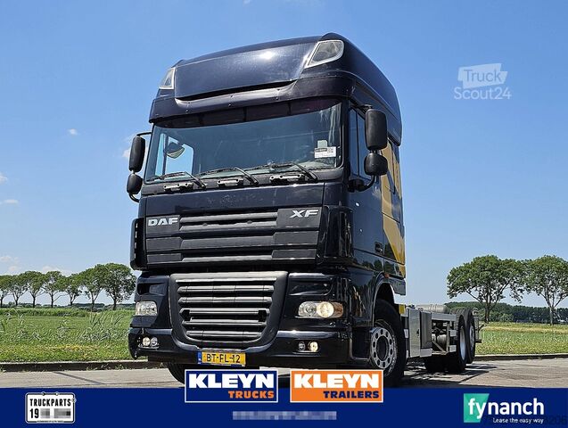 Châssis avec cabine DAF XF 105.460 SSC 6X2 FAS MANUAL