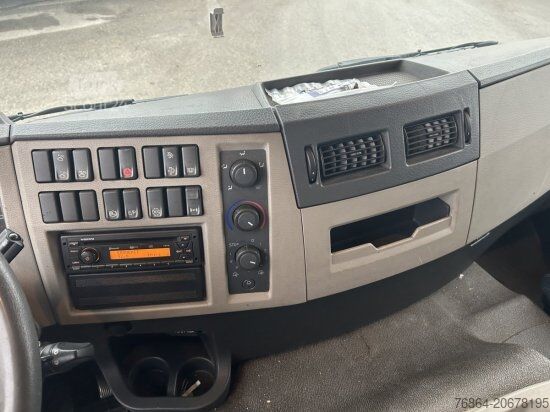 Вантажівка з платформою і тентом VOLVO FE 280 PRITSCHE/PLANE, AUTOMATIK, E6