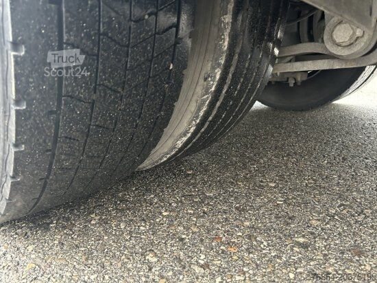 Вантажівка з платформою і тентом VOLVO FE 280 PRITSCHE/PLANE, AUTOMATIK, E6