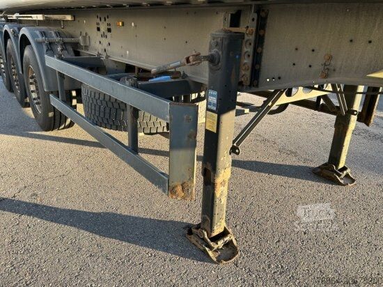 Savivartis puspriekabė SCHMITZ SGF S3 ALU KIPPMULDE 34M³, LIFTACHSE, SCHMITZ-ACHSEN, ROLLPLANE, PODEST