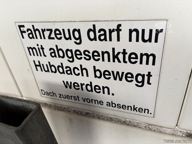 Virsbūves nomaiņa ar platformu un brezentu Krone Jumbo 3m Innenhöhe Hubdach Edscha