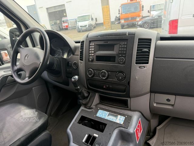 Fire truck MERCEDES-BENZ Sprinter III KOFFER RWD 516CDI*RTW*RETTUNGSWAGEN