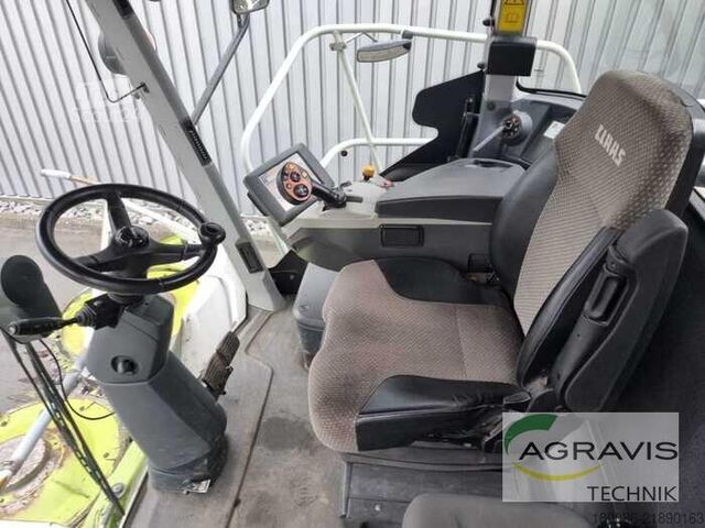 Skābbarības smalcinātājs Claas JAGUAR 930 4-TRAC